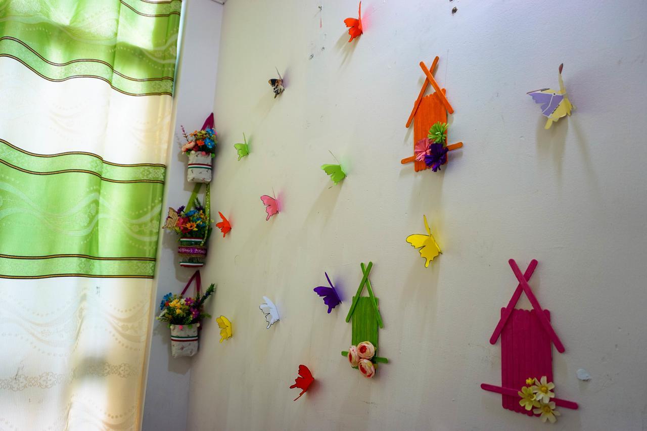 Color House Hostel Ho Chi Minh City Bagian luar foto