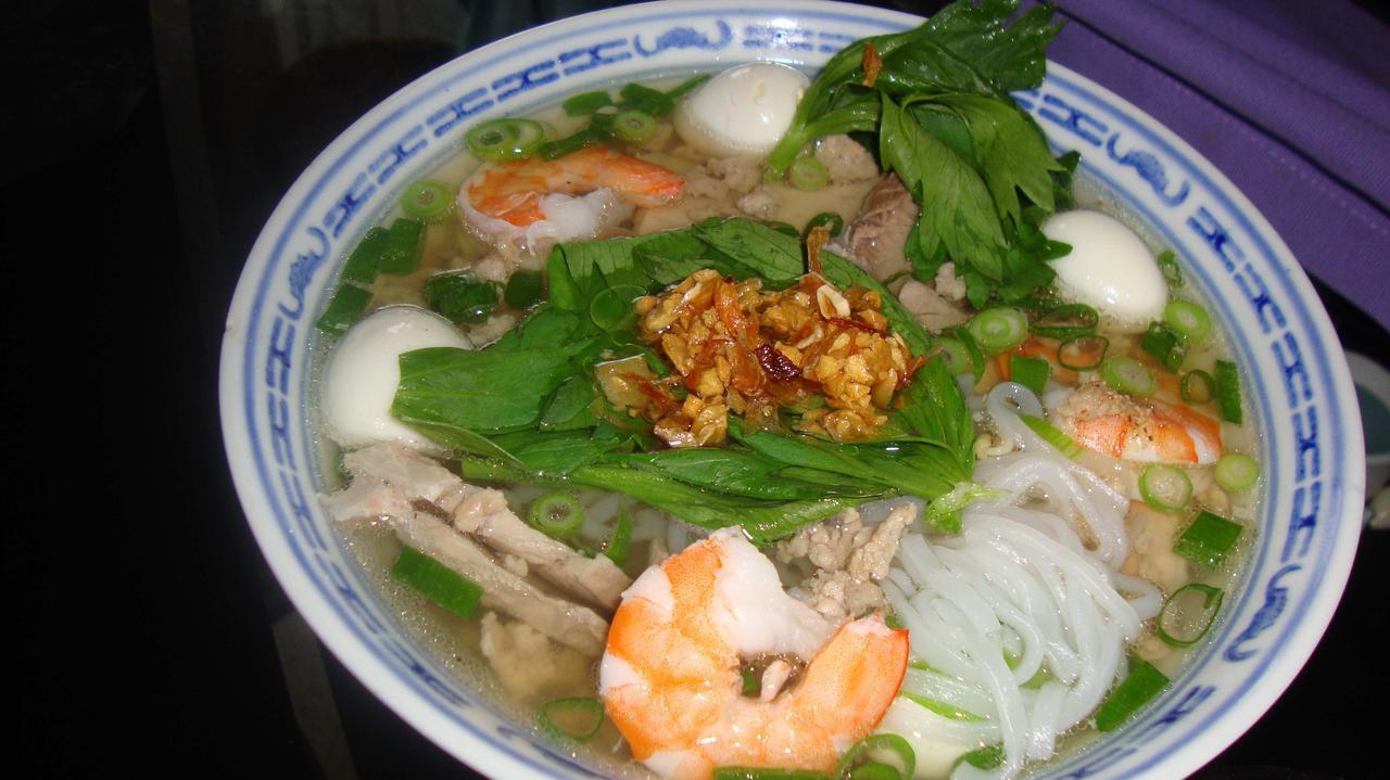 Color House Hostel Ho Chi Minh City Bagian luar foto