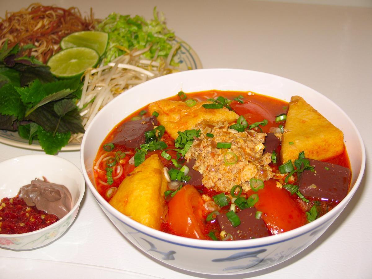 Color House Hostel Ho Chi Minh City Bagian luar foto