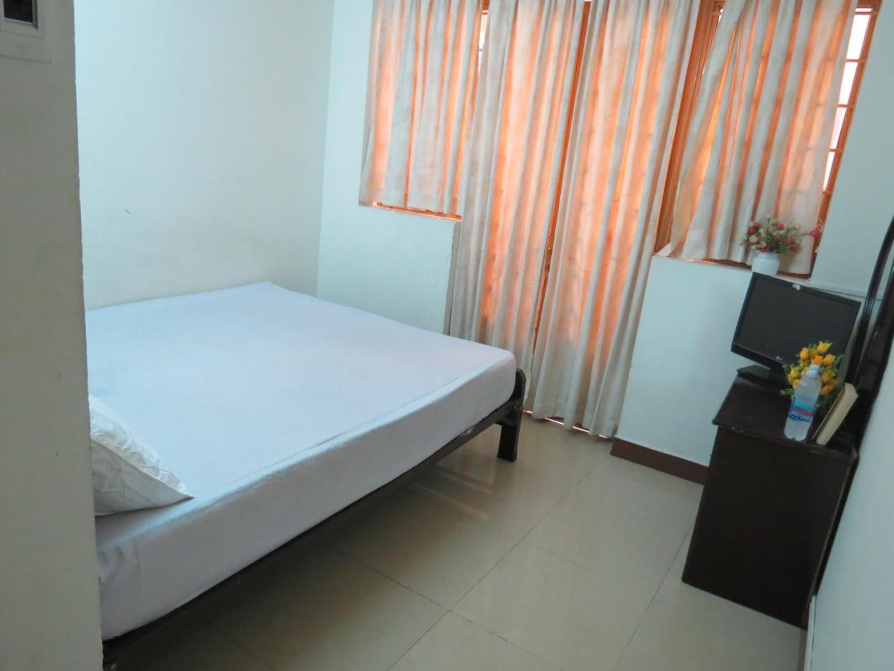 Color House Hostel Ho Chi Minh City Bagian luar foto