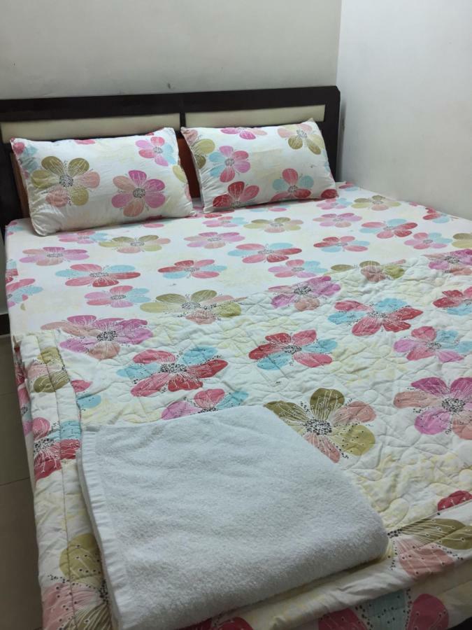 Color House Hostel Ho Chi Minh City Bagian luar foto