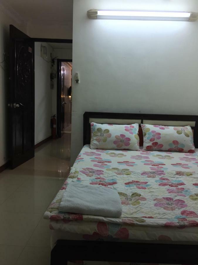 Color House Hostel Ho Chi Minh City Bagian luar foto