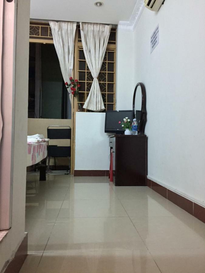 Color House Hostel Ho Chi Minh City Bagian luar foto